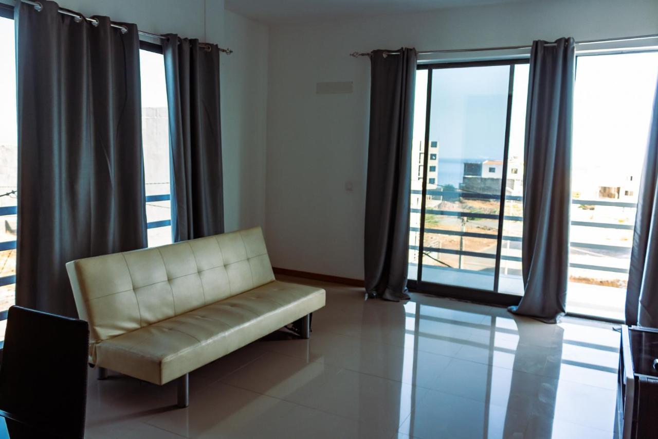 Beautiful And Brand New 2 Bedrooms Apartment/ Magnifico E Novo Apartamento T2 Praia Exteriér fotografie
